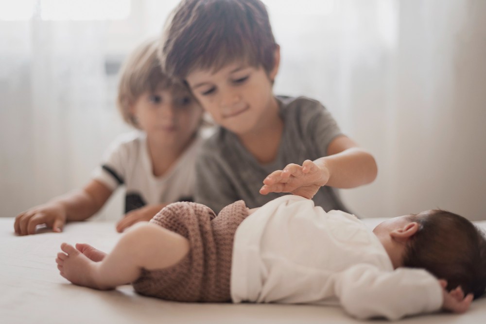 infant social activity